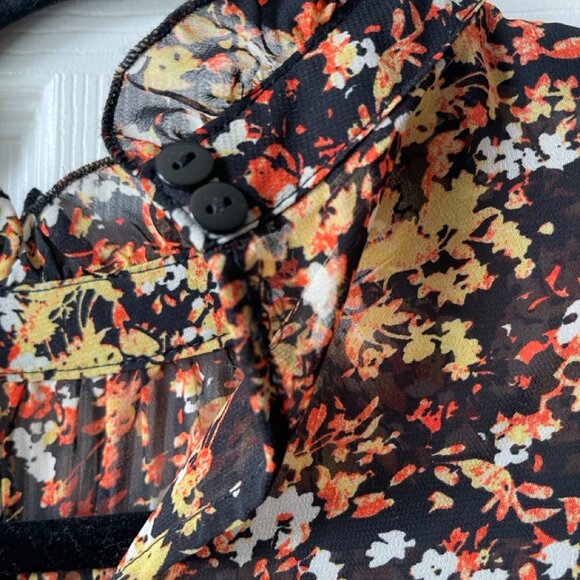 ADYSON PARKER Abstract Foral Ruffle Blouse Size Small NWT!!! - Picture 9 of 12
